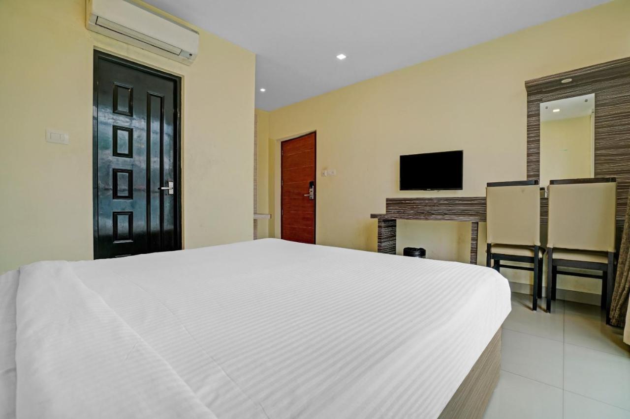 Capital O 87015 Hotel Al Salama Kochi Εξωτερικό φωτογραφία