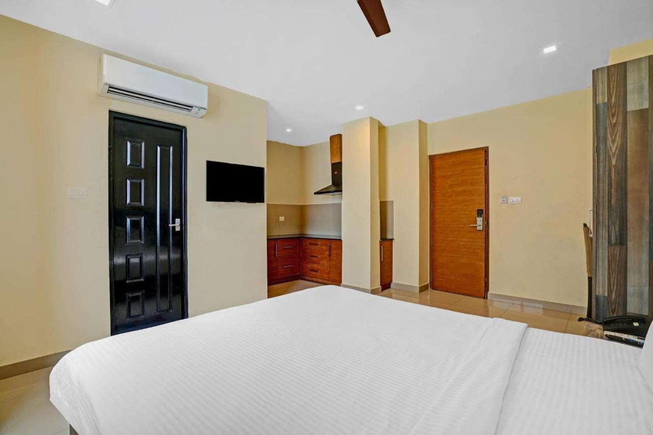Capital O 87015 Hotel Al Salama Kochi Εξωτερικό φωτογραφία