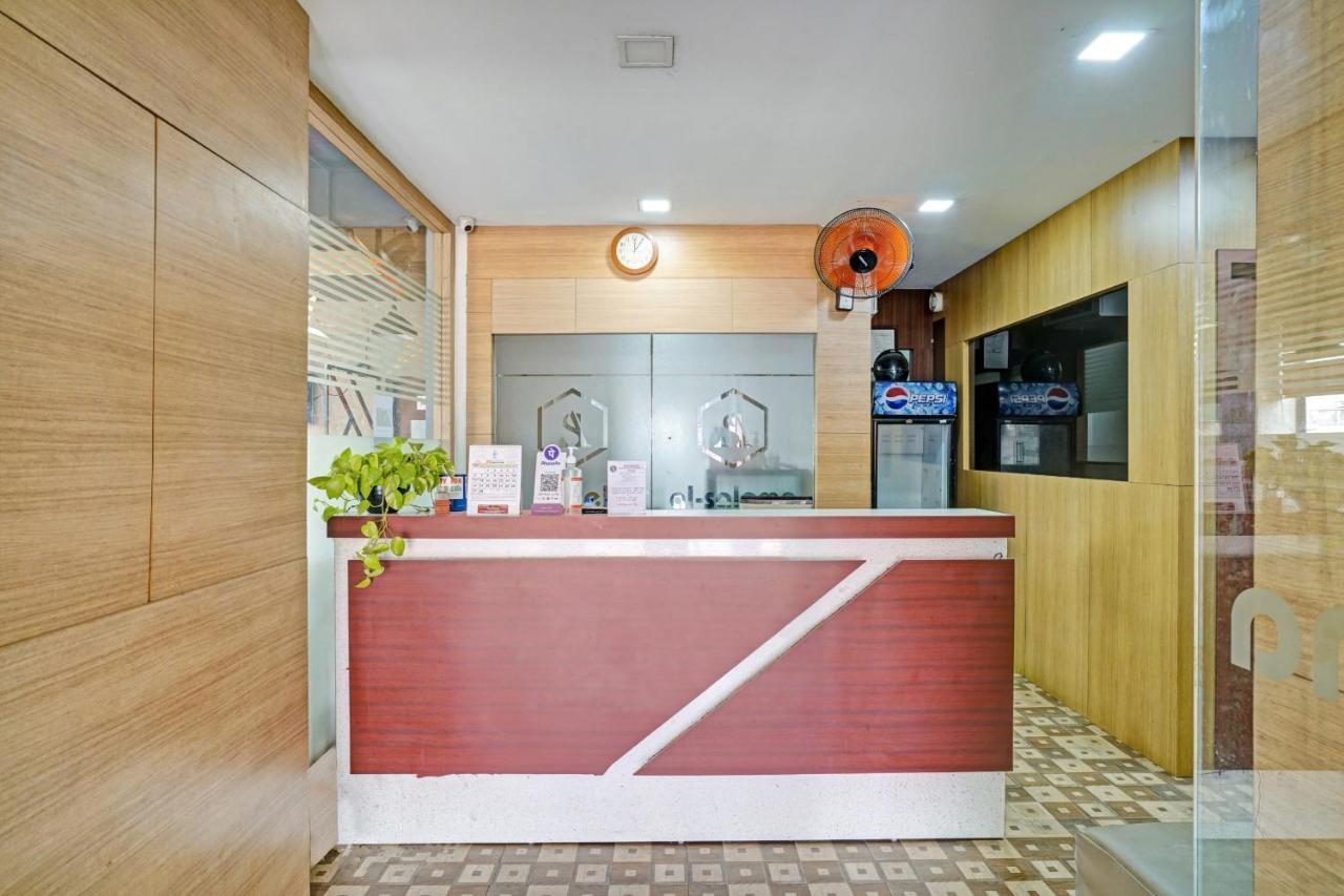 Capital O 87015 Hotel Al Salama Kochi Εξωτερικό φωτογραφία